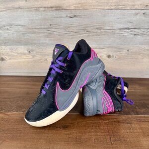 Nike LeBron 22 Blacklight Mens Size 12 Black Laser Fuchsia Dark Grey FZ1094 001